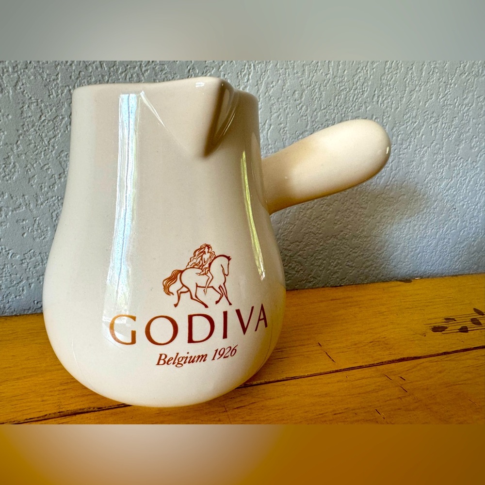GODIVA Hot Chocolate Mug